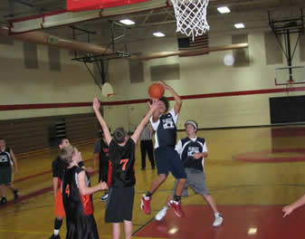 middle school boys basketball newport